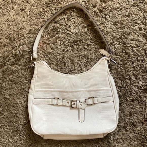 croft & barrow Handbags - White leather purse with snakeskin pattern